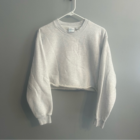 Cozy Fleece Perfect Cropped Sweatshirt - Heather Cloud White - TNA - Picture 2 of 8